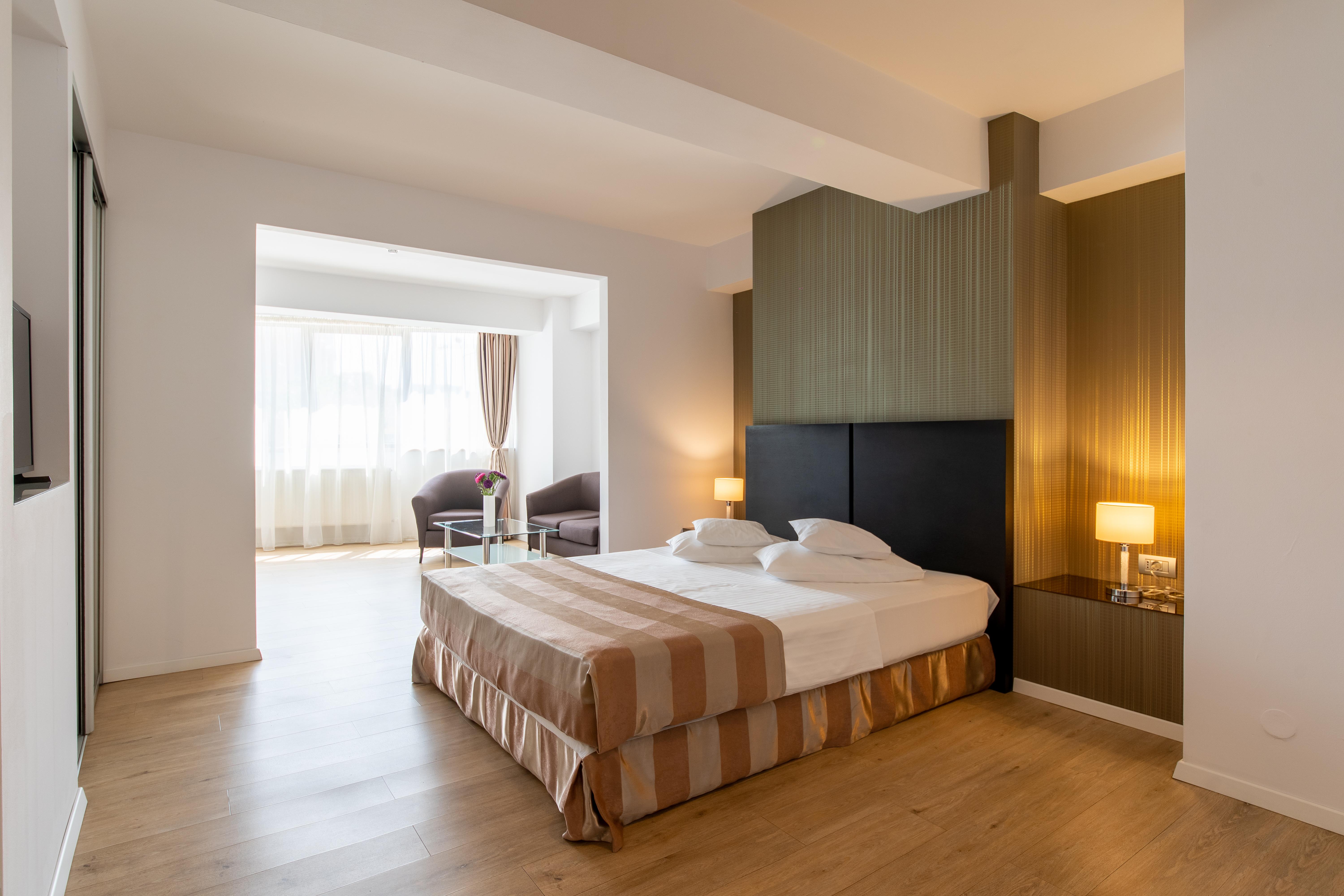 Hotel Parliament Bucharest Luaran gambar