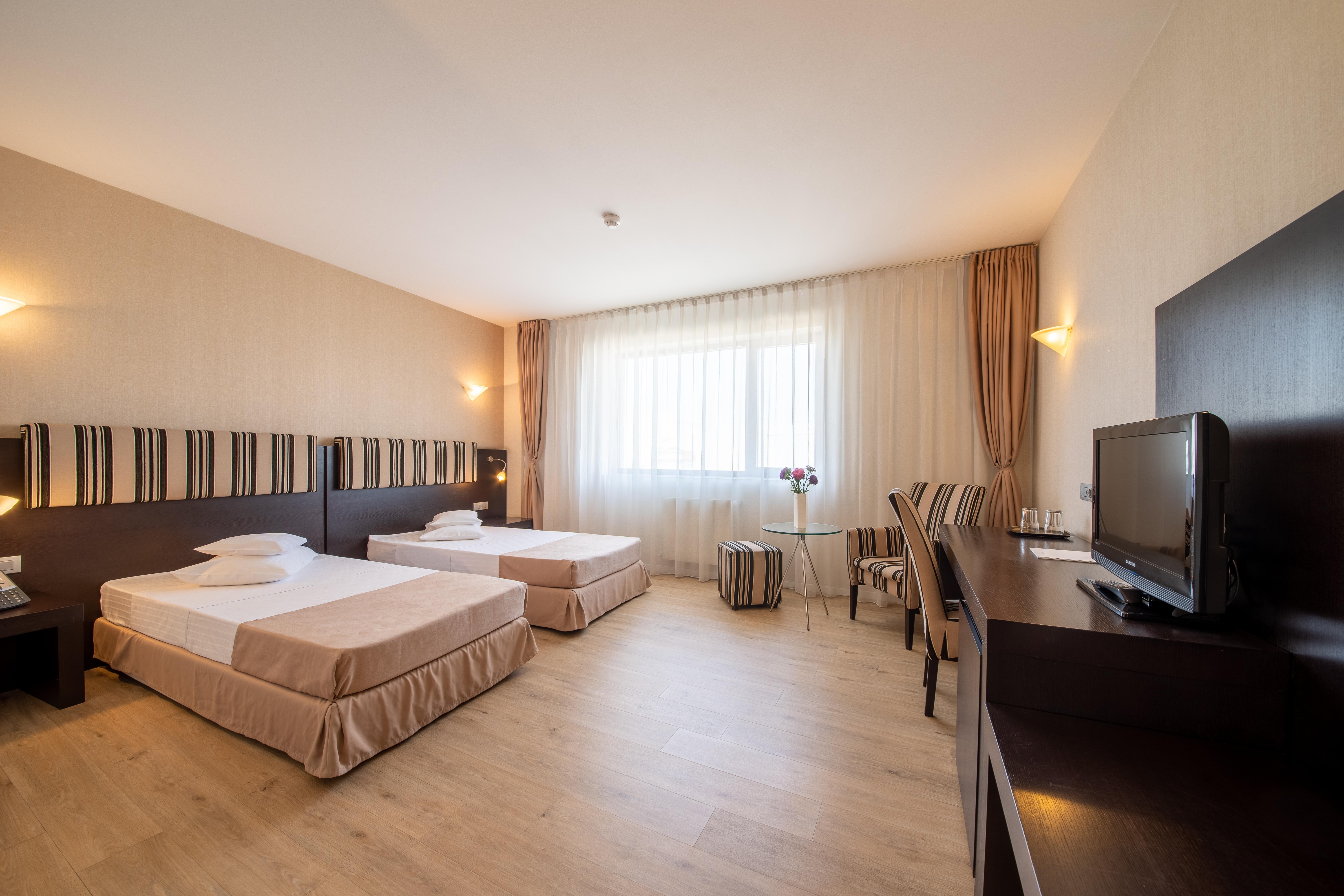 Hotel Parliament Bucharest Luaran gambar