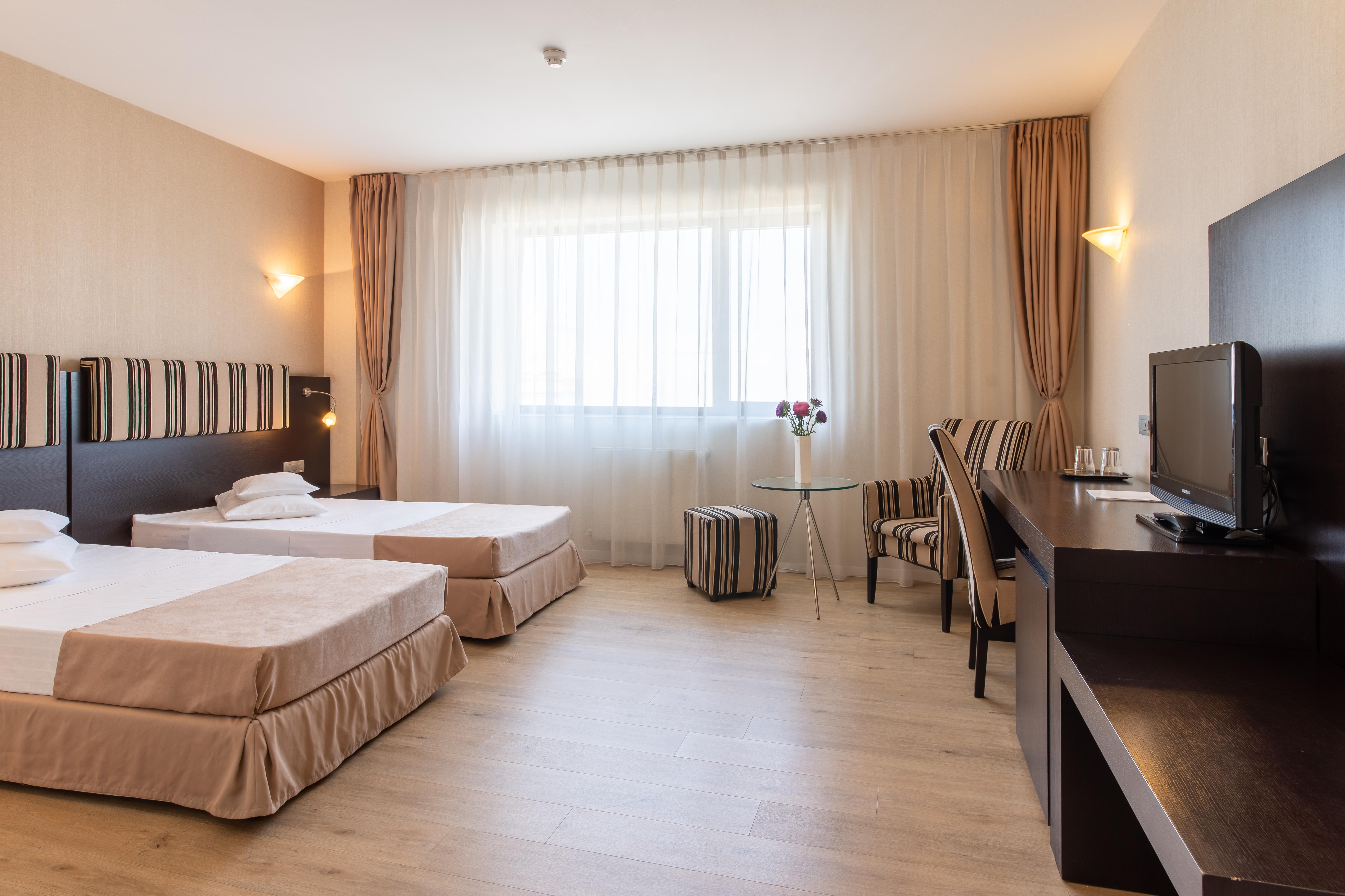 Hotel Parliament Bucharest Luaran gambar